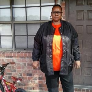 Meet your Posher, Loretta